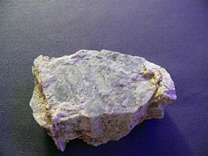 ортоклаз (лунный камень) 30х60х95